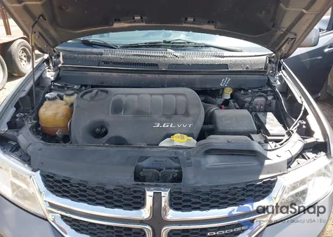 2012 Dodge Journey Crew z USA, uszkodzony, nr VIN 3C4PDDDG1CT225343